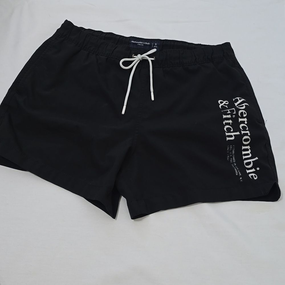 Abercrombie & Fitch 5in Swim Trunks S